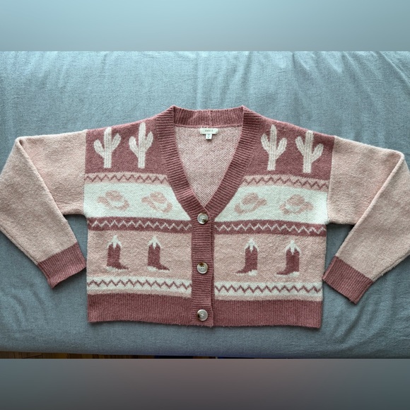 debut western print Blush and Dusty Rose, button down cardigan. - Picture 4 of 7